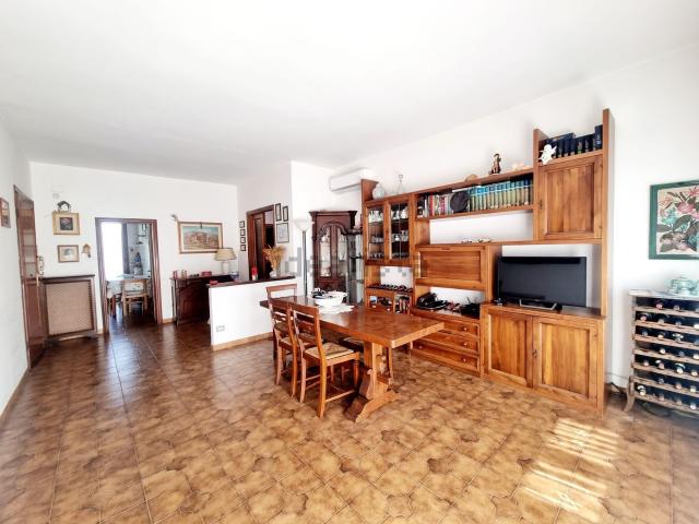 Appartamento in vendita di 172 m² in Via Francesco Cilea