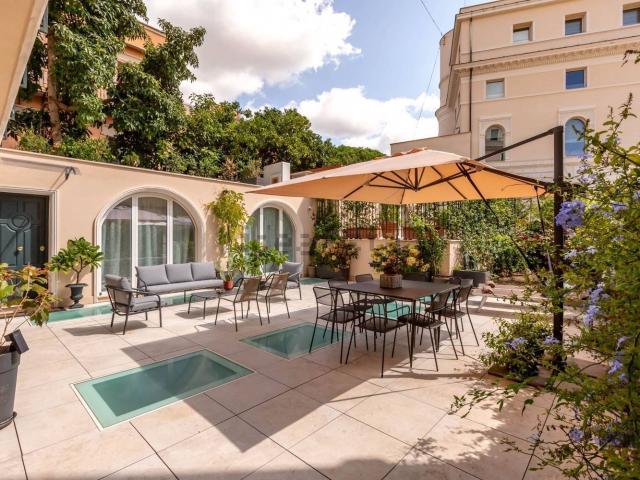 Appartamento in vendita di 172 m² in Via Nomentana