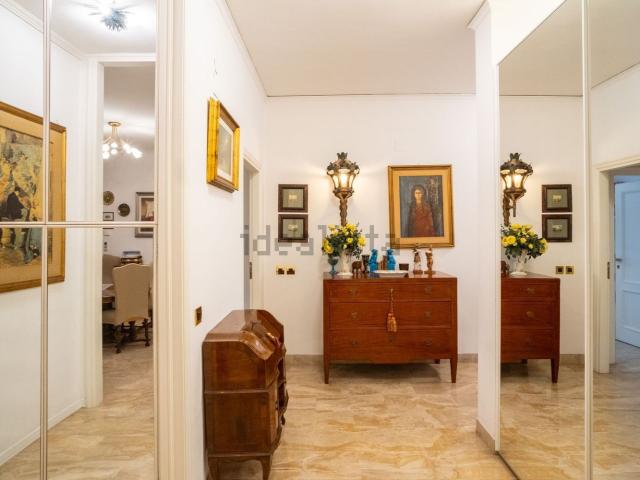 Appartamento in vendita di 172 m² in Via Plinio, 89