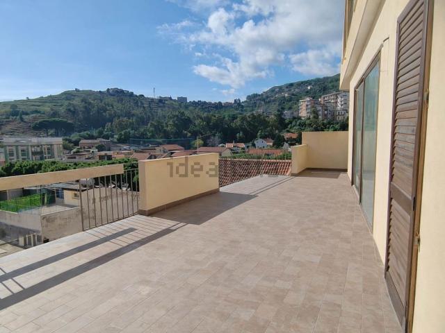 Appartamento in vendita di 172 m² in Vico I° Rua, 1