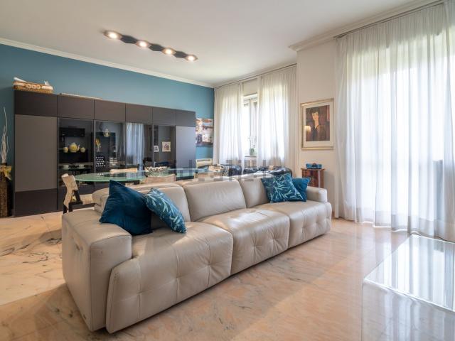 Appartamento in vendita di 172 m² in Corso Trapani, 7