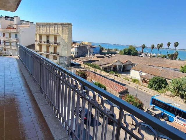 Appartamento in vendita di 172 m² in Corso Umberto I