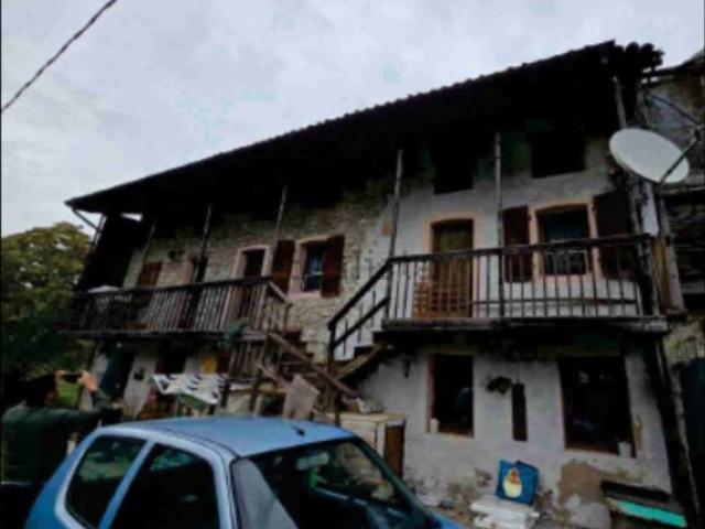 Appartamento in vendita di 172 m² in Frazione Canal