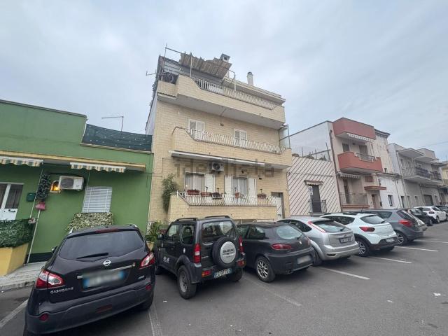 Appartamento in vendita di 172 m² in Piazza Giuseppe Garibaldi, 5