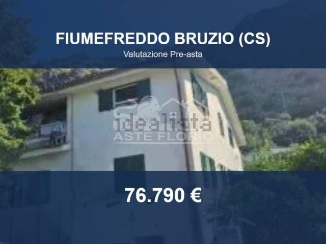 Appartamento in vendita di 173 m² in Via Campo Inferiore