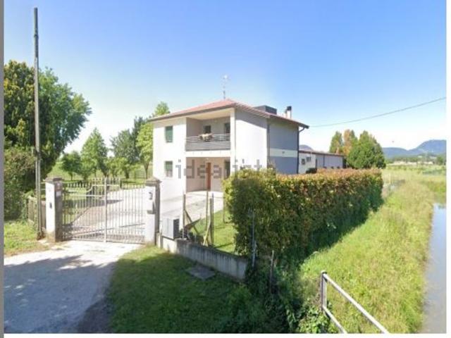 Appartamento in vendita di 173 m² in Via Chiodare, 43