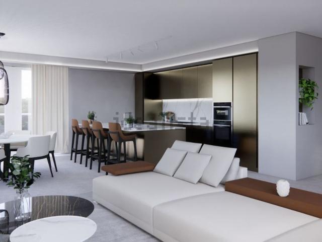 Appartamento in vendita di 173 m² in Via Crevalcore