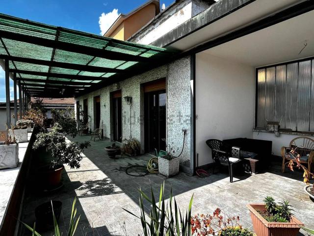 Appartamento in vendita di 173 m² in Via Giuseppe Biancardi, 2