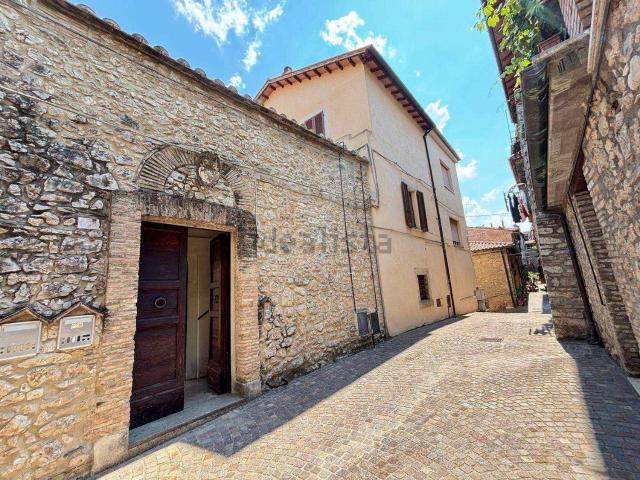 Appartamento in vendita di 173 m² in Via Giuseppe Garibaldi