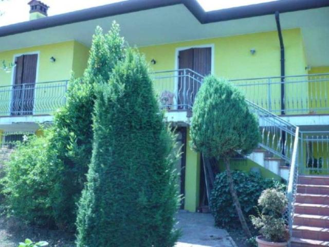 Appartamento in vendita di 173 m² in Via del Lavoro