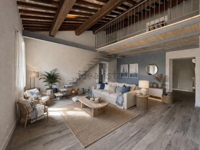 Appartamento in vendita di 173 m² in Via Furio Lenzi, 21