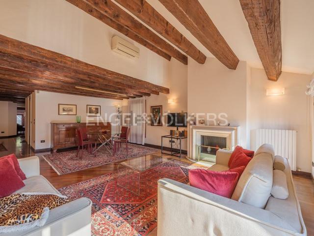 Appartamento in vendita di 173 m² in Via Savonarola