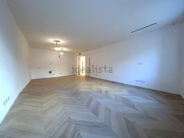 Appartamento in vendita di 173 m² in Via San Fermo