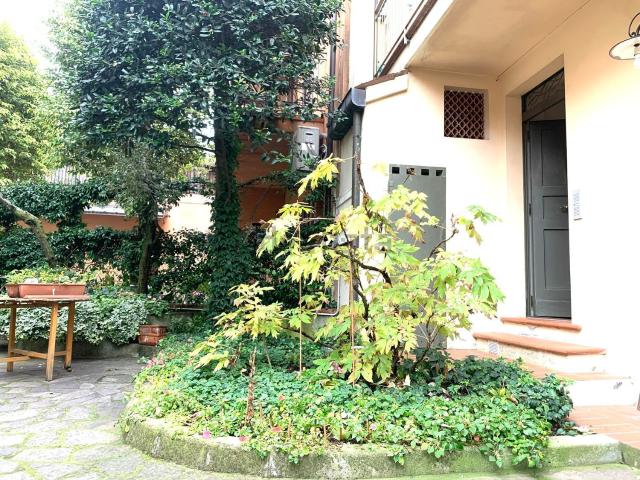 Appartamento in vendita di 173 m² in Via Sciesa
