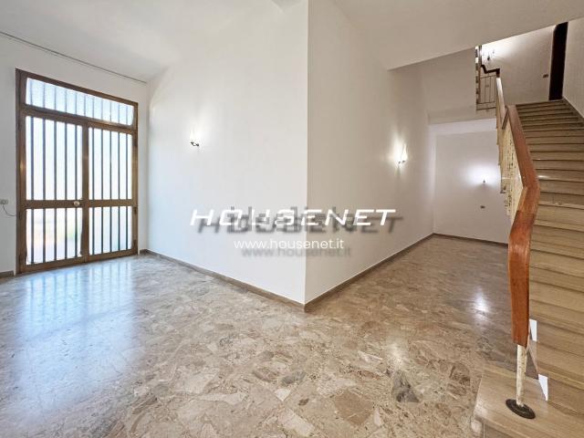 Appartamento in vendita di 173 m² in Via Roma, 516