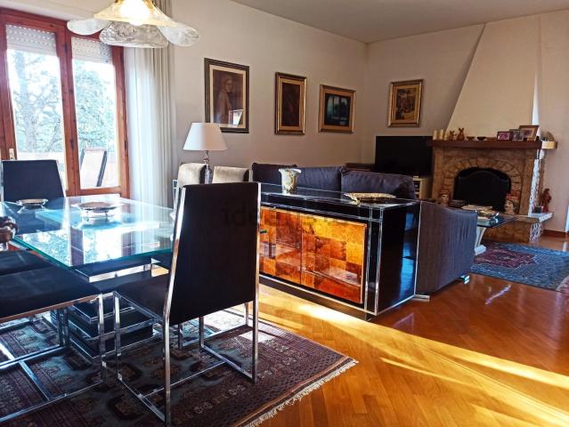 Appartamento in vendita di 173 m² in Viale Europa