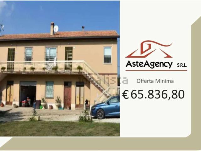 Appartamento in vendita di 173 m² in Contrada Crocette, 25