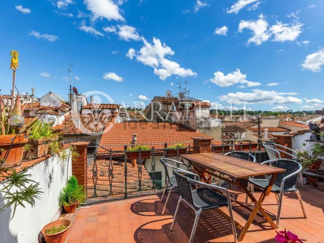 Appartamento in vendita di 173 m² in Piazza Santo Spirito, 16