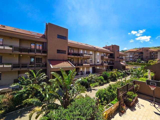 Appartamento in vendita di 173 m² in Strada Privata Mito