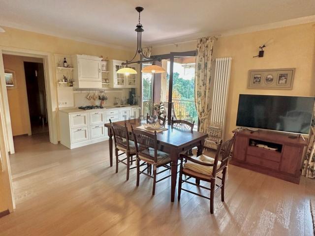 Appartamento in vendita di 174 m² in Via ca&apos  Morel