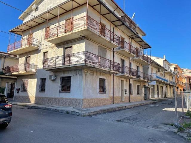 Appartamento in vendita di 174 m² in Via Capolanza