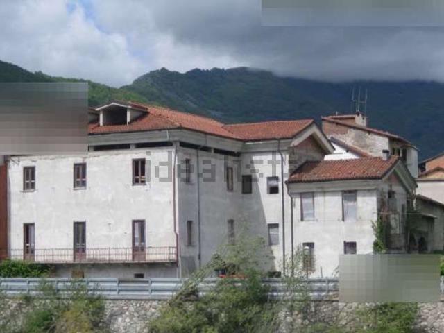 Appartamento in vendita di 174 m² in Via Aleramo