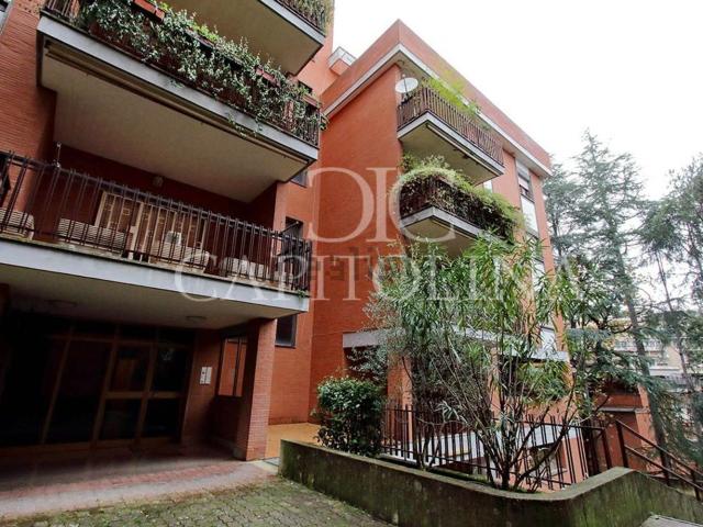 Appartamento in vendita di 174 m² in Via della Mendola, 212