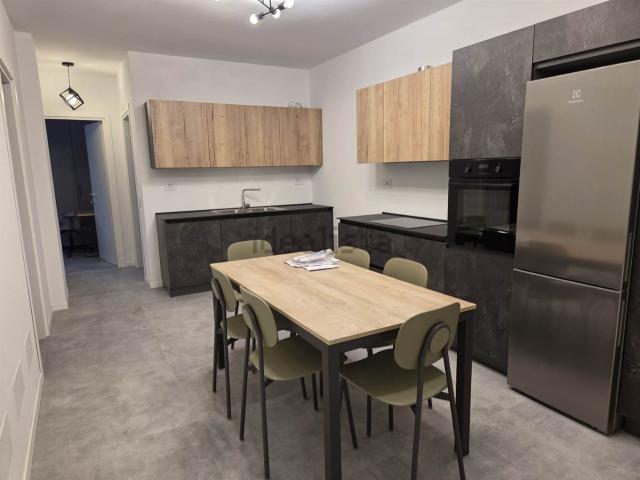 Appartamento in vendita di 174 m² in Via San Giovanna D&apos Arco, 146
