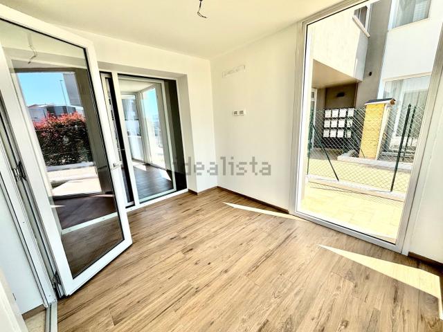 Appartamento in vendita di 174 m² in Via Silvana Mangano
