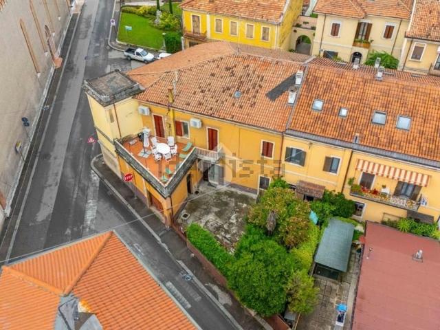 Appartamento in vendita di 174 m² in Via Quattro Rusteghi, 20