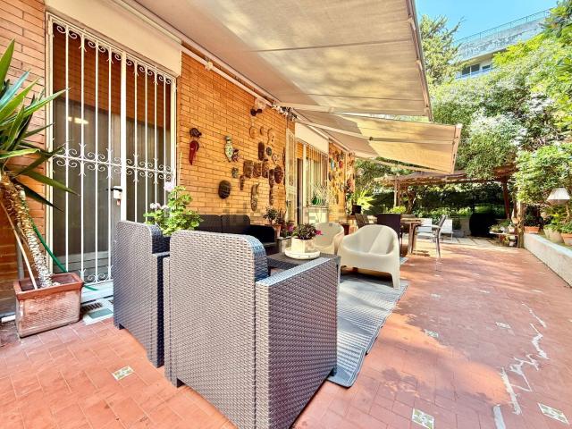Appartamento in vendita di 174 m² in Via Rodi, 5