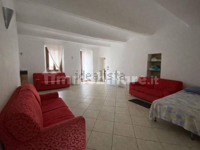 Appartamento in vendita di 174 m² in Vicolo Roccavione