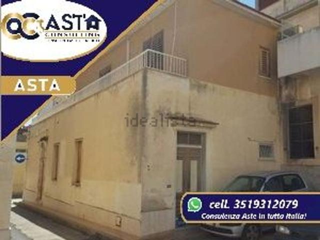 Appartamento in vendita di 174 m² in Cortile Cuntrera, 15