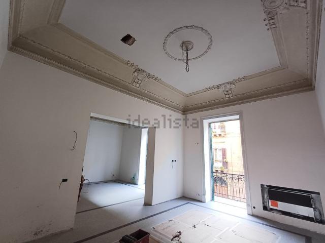 Appartamento in vendita di 175 m² in Via Caltanissetta