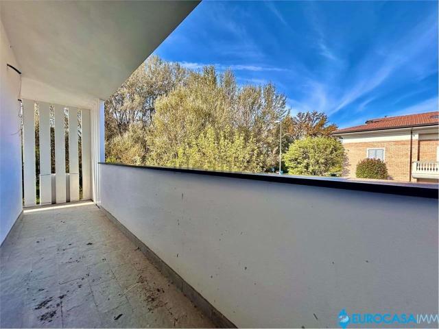 Appartamento in vendita di 175 m² in Via B. Croce