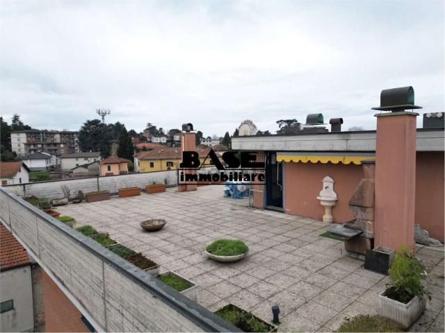 Appartamento in vendita di 175 m² in Via Garibaldi Giuseppe, 81