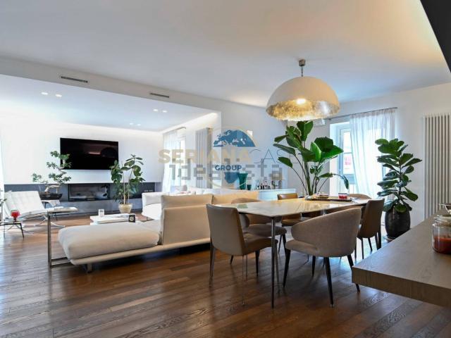 Appartamento in vendita di 175 m² in Via Generale Alberico Albricci, 1