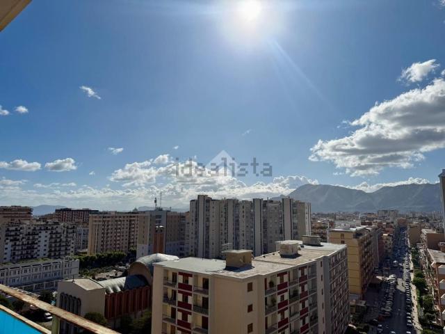 Appartamento in vendita di 175 m² in Via Giovanni Campolo, 20