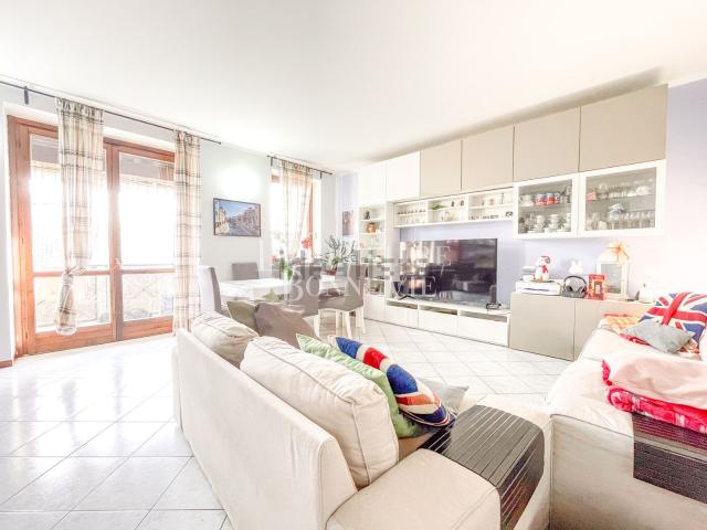Appartamento in vendita di 175 m² in Via Don Luigi Sturzo