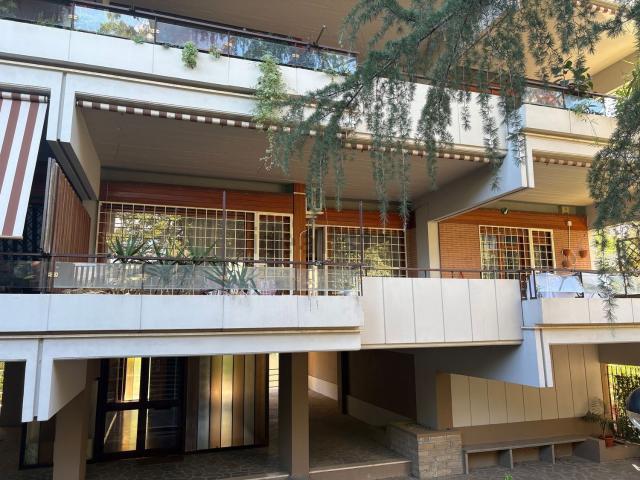 Appartamento in vendita di 175 m² in Via del Casale Ghella, 42