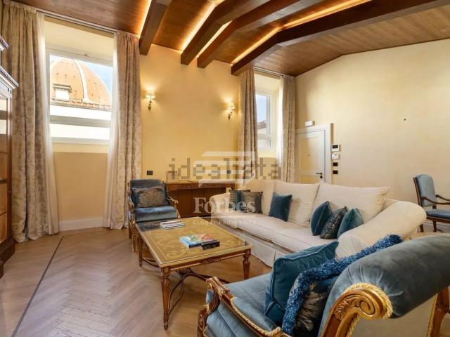 Appartamento in vendita di 175 m² in Via del Proconsolo, 12