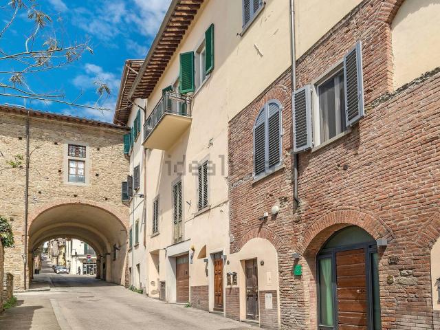 Appartamento in vendita di 175 m² in Via delle Gagliarde