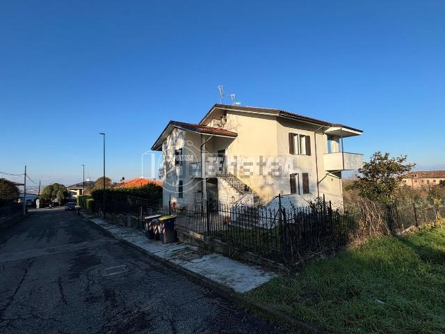Appartamento in vendita di 175 m² in Via Diego Garoglio