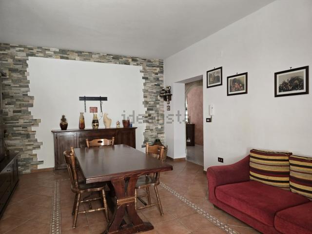 Appartamento in vendita di 175 m² in Via Filippo Orlando, 7