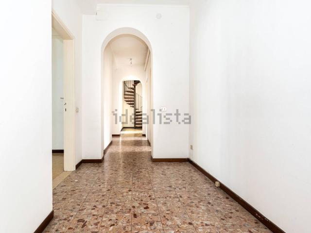 Appartamento in vendita di 175 m² in Via Francesco Nullo, 13