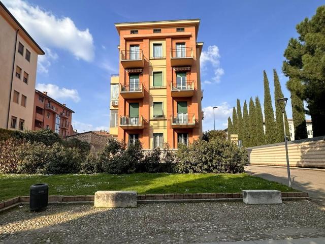 Appartamento in vendita di 175 m² in Via Luigi da Porto, 6