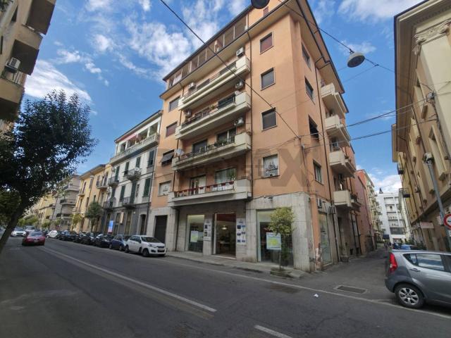 Appartamento in vendita di 175 m² in Via Monte Santo