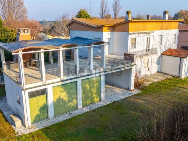Appartamento in vendita di 175 m² in Via Savena Vecchia, 176