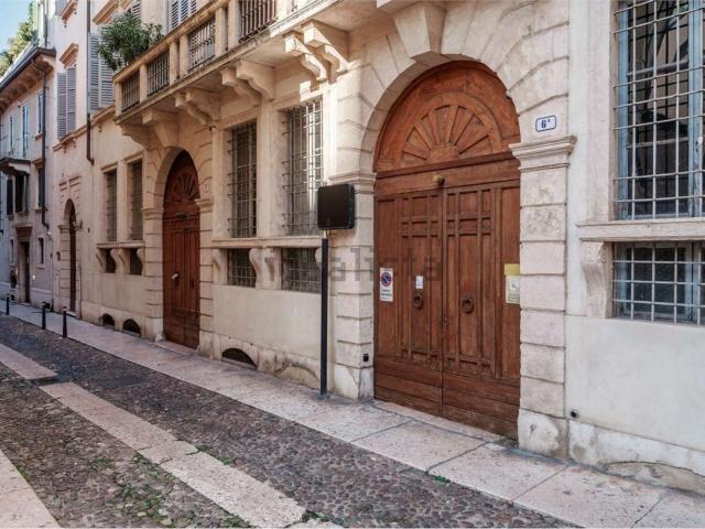 Appartamento in vendita di 175 m² in Via San Salvatore Vecchio, 6