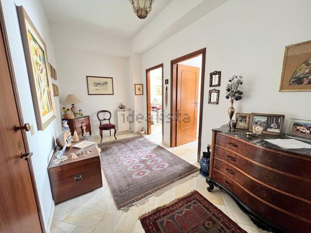 Appartamento in vendita di 175 m² in Via Sebastiano Olivieri